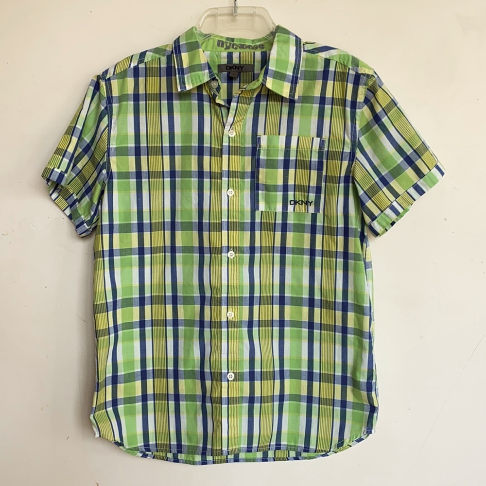 DKNY  (teen) Boys XL Short-Sleeve Collared Button-up Casual Shirt